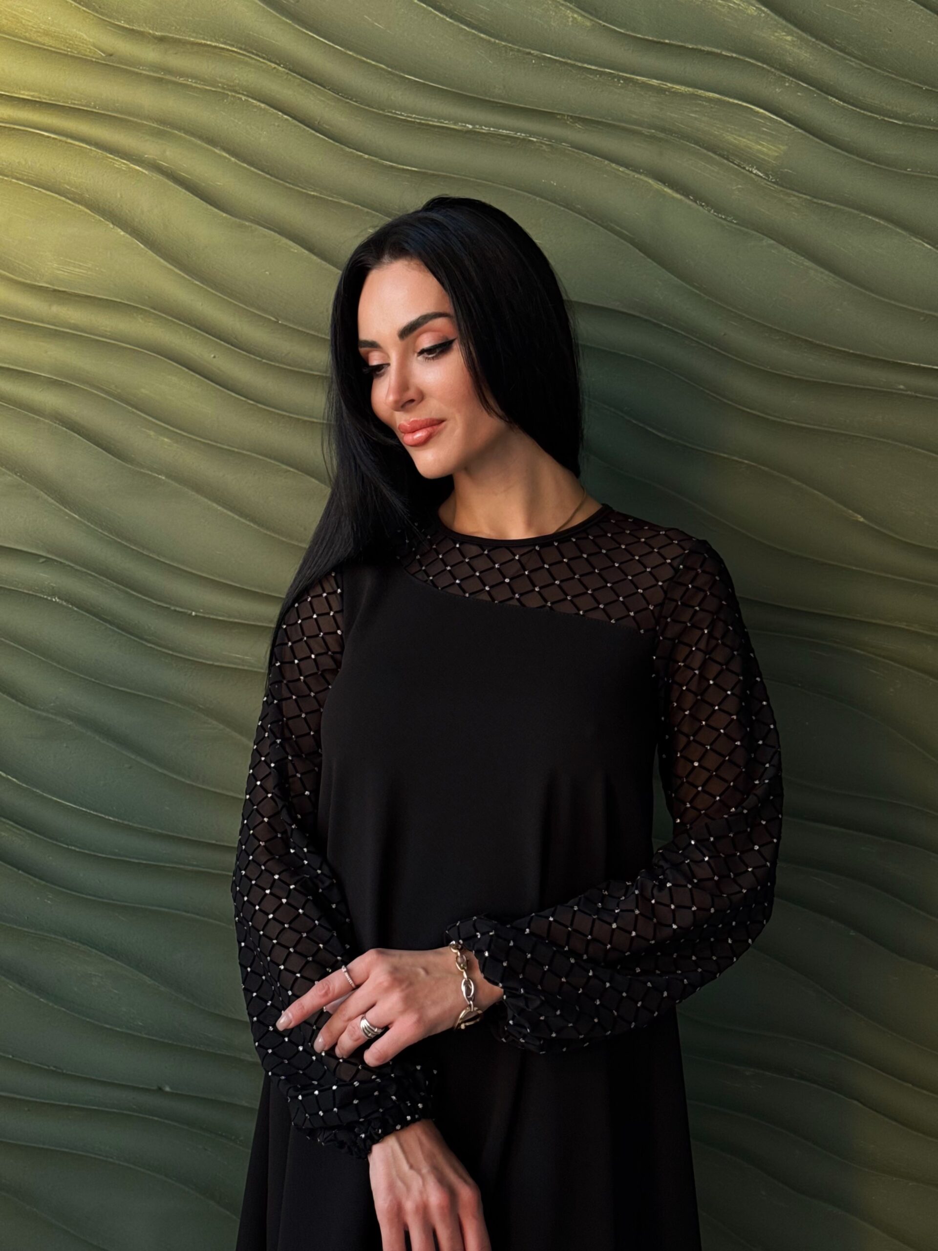 Вечірня сукня з прозорими рукавами - Зображення 9