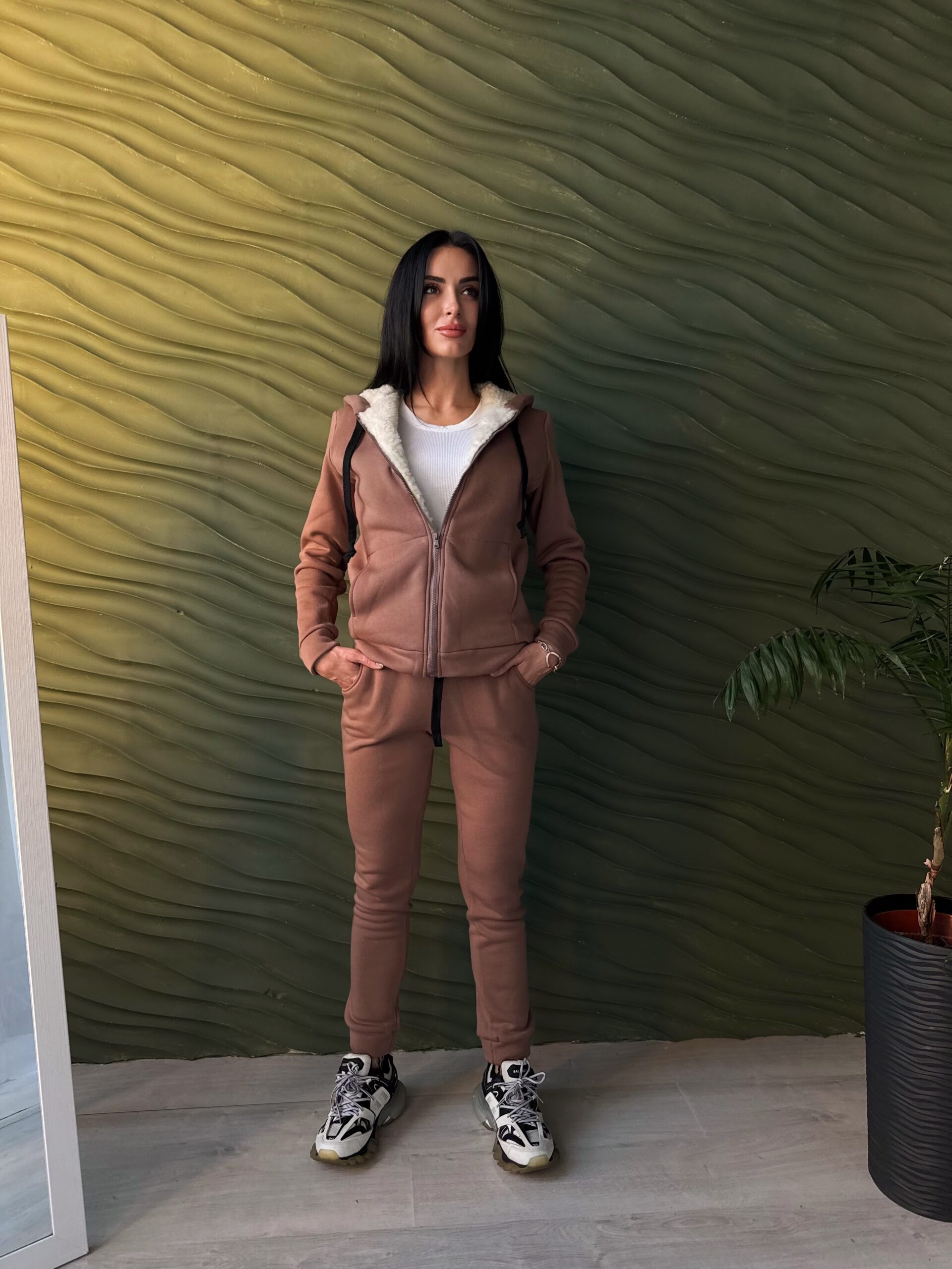 Зимовий спортивний костюм на хутрі - Зображення 4