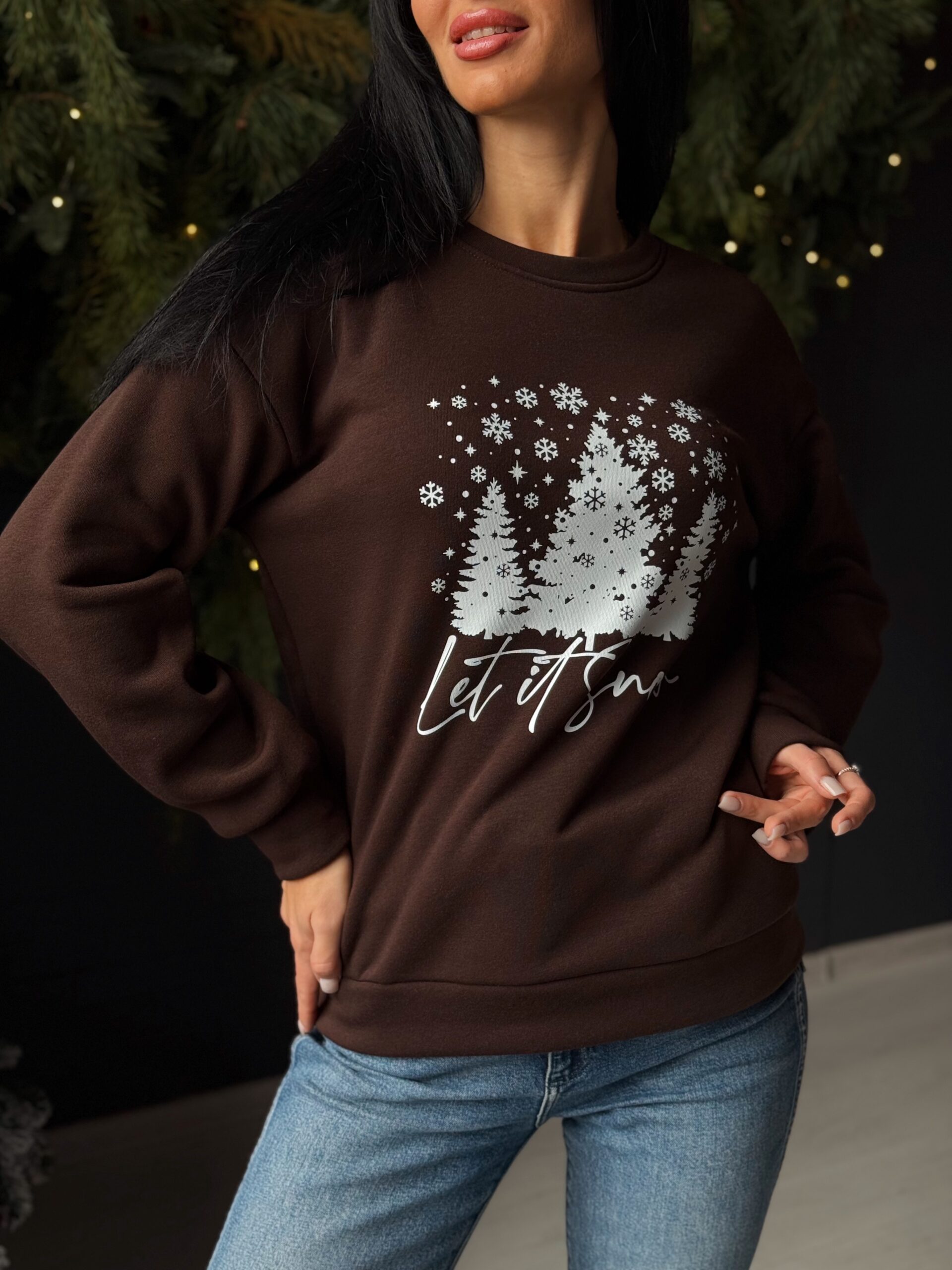 Жіночий світшот з зимовим принтом - Зображення 3