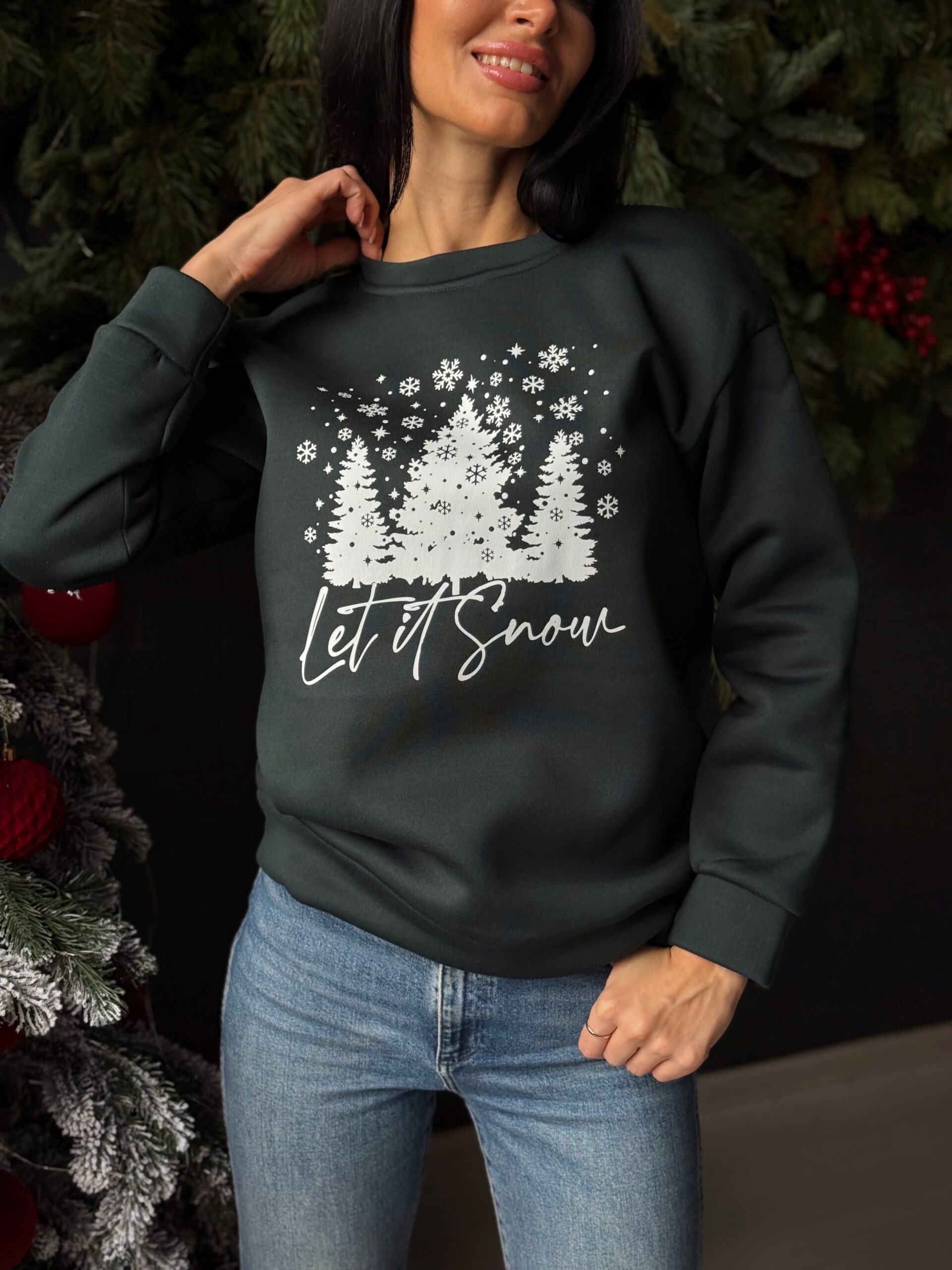 Жіночий світшот з зимовим принтом - Зображення 6