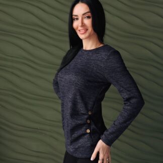 Жіноча кофтинка з ґудзиками